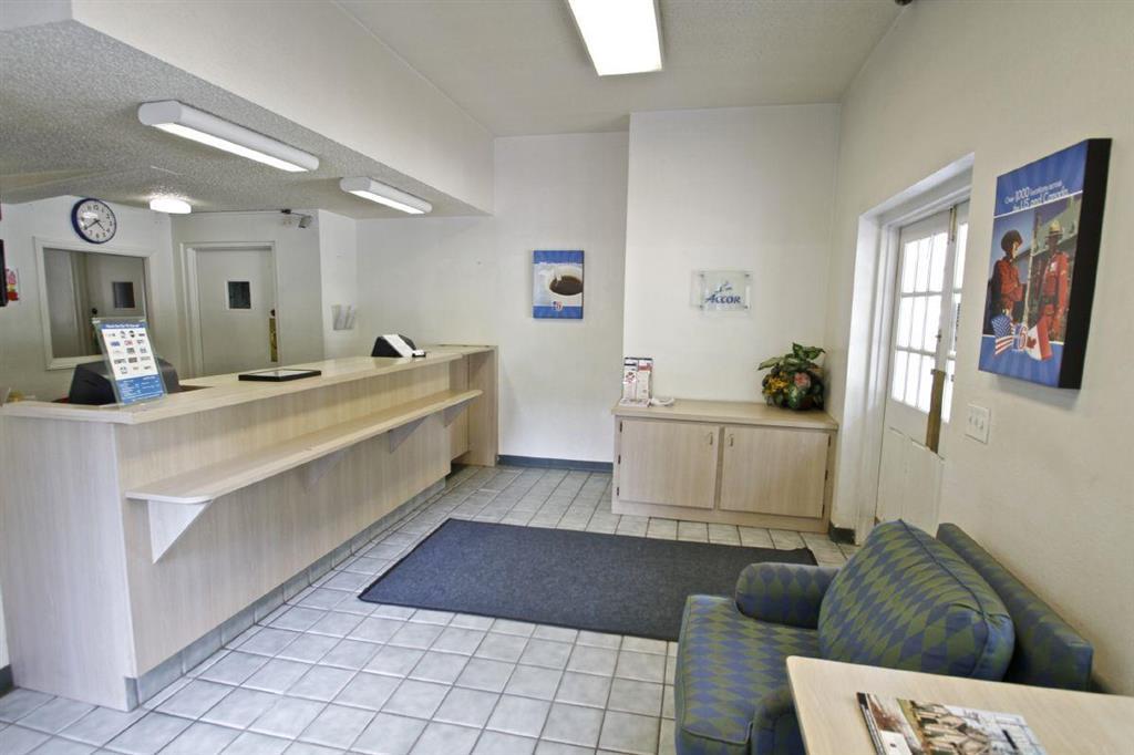 Motel 6-Raleigh, Nc - Cary Interior photo