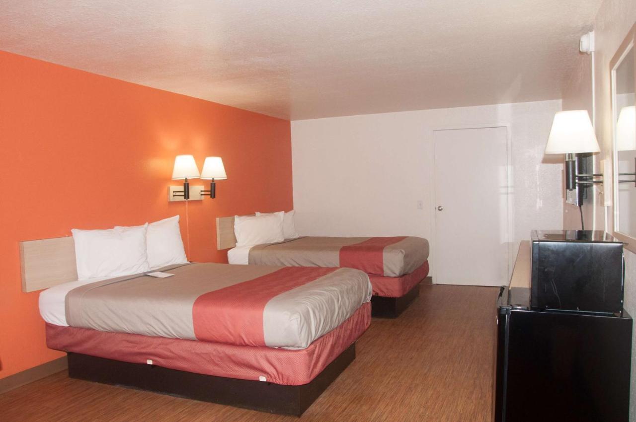 Motel 6-Raleigh, Nc - Cary Exterior photo